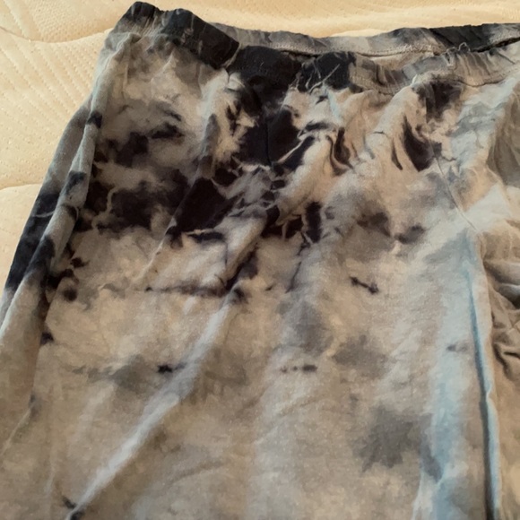 Pajama pants - Picture 2 of 2